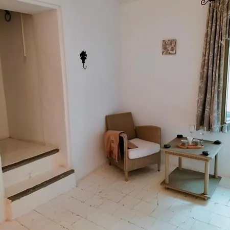 La Eugenie Bed & Breakfast Lezignan-Corbieres
